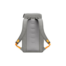 画像をギャラリービューアに読み込む, ディービー ハガーバックパック 25L d_b_ Hugger Backpack 25L Sand Grey